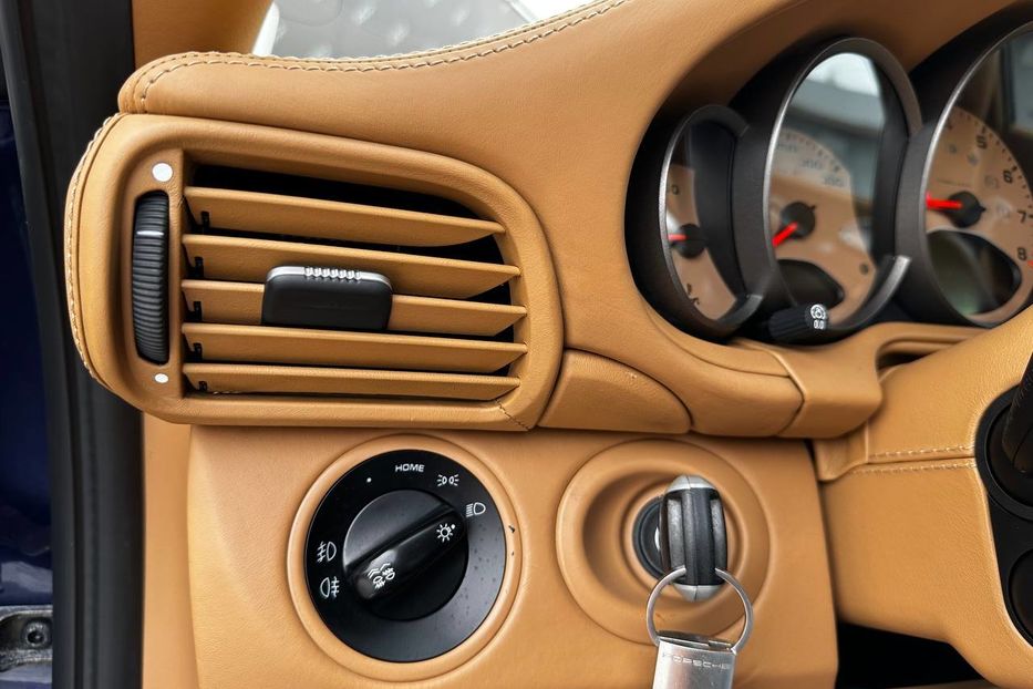 Продам Porsche 911 Carrera 4s 2006 года в Киеве