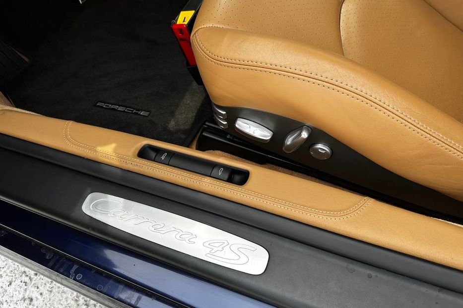 Продам Porsche 911 Carrera 4s 2006 года в Киеве