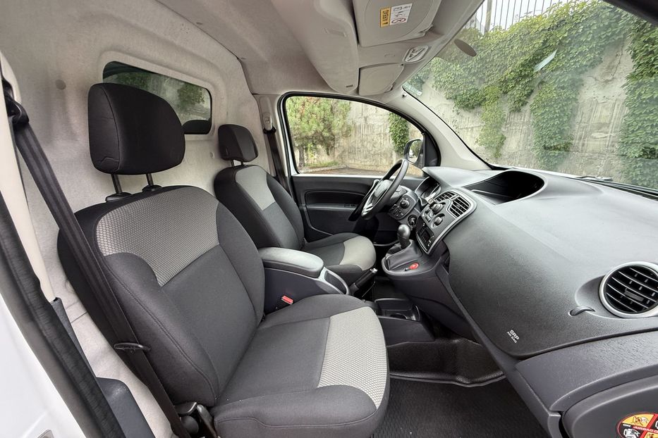 Продам Renault Kangoo груз. MAXI АВТОМАТ  2019 года в Ровно