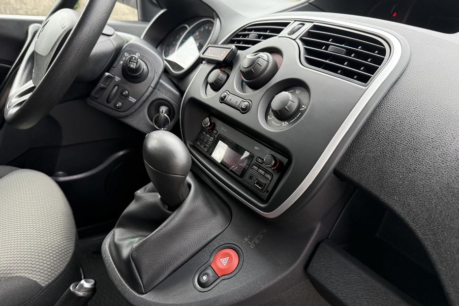 Продам Renault Kangoo груз. MAXI АВТОМАТ  2019 года в Ровно