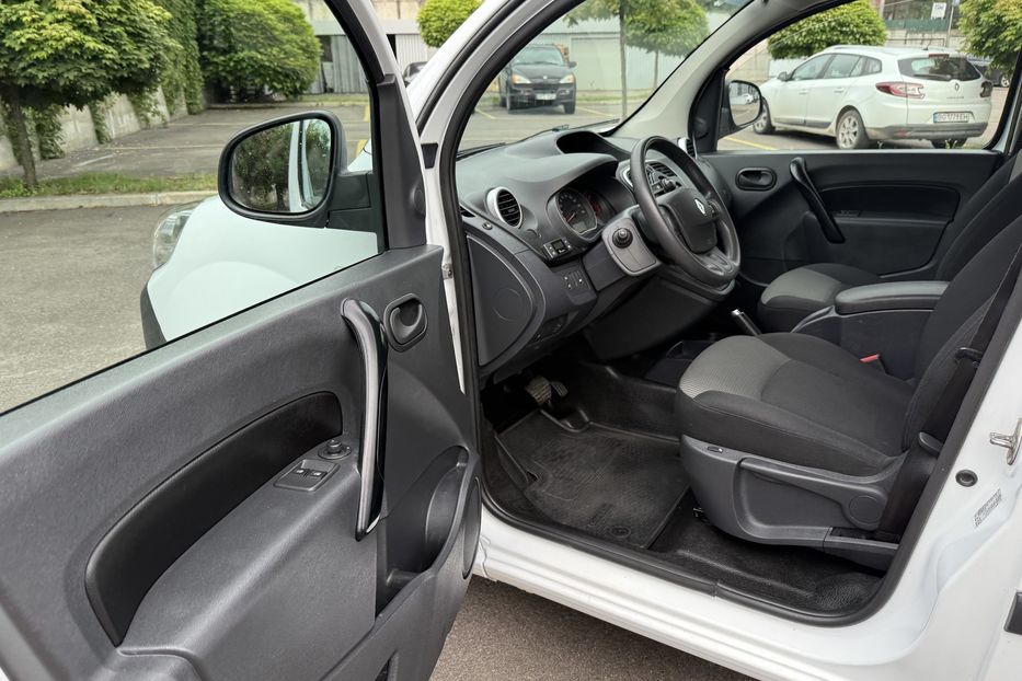Продам Renault Kangoo груз. MAXI АВТОМАТ  2019 года в Ровно