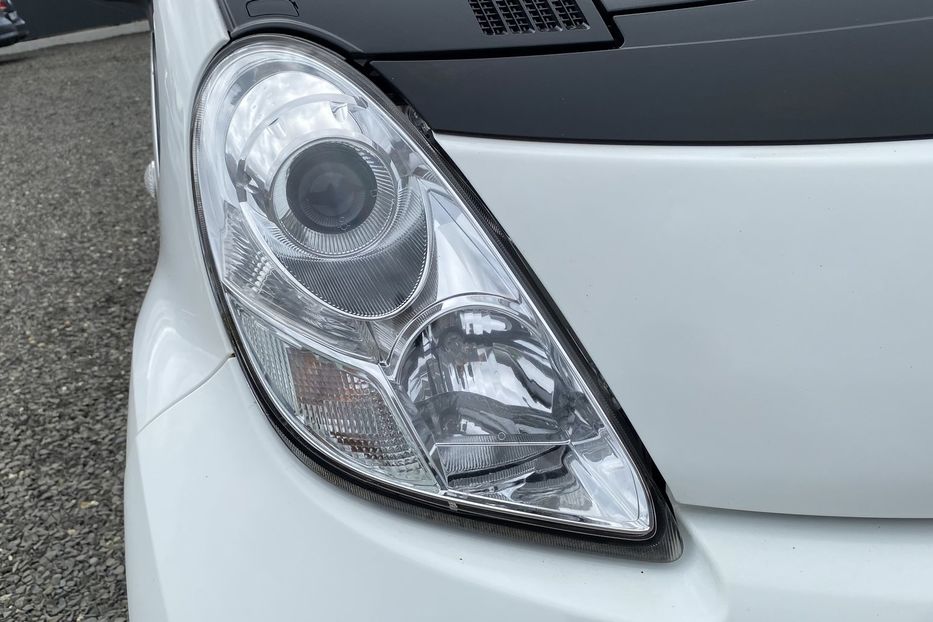 Продам Peugeot iOn 2014 года в Луцке