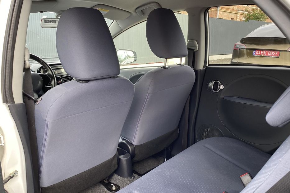 Продам Peugeot iOn 2014 года в Луцке