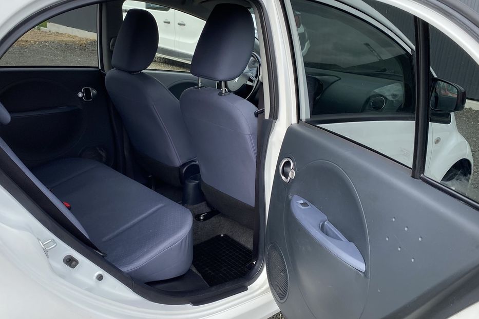 Продам Peugeot iOn 2014 года в Луцке