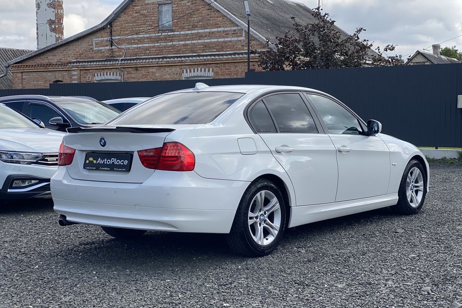 Продам BMW 318 I 2009 года в Луцке