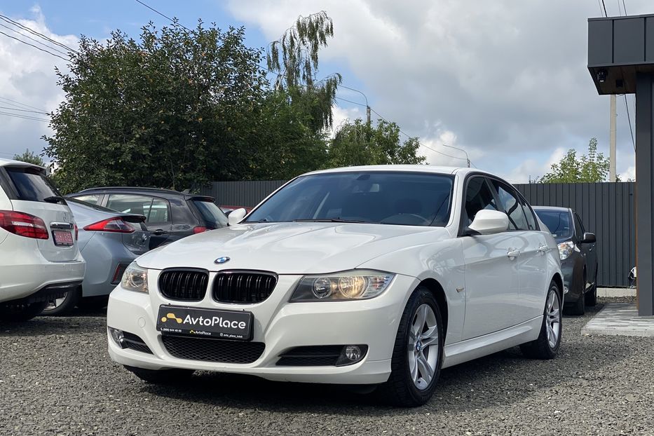 Продам BMW 318 I 2009 года в Луцке