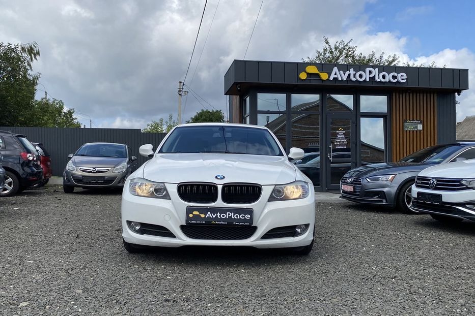 Продам BMW 318 I 2009 года в Луцке