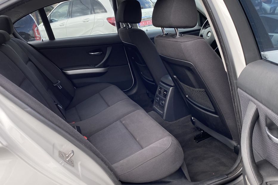 Продам BMW 318 I 2009 года в Луцке