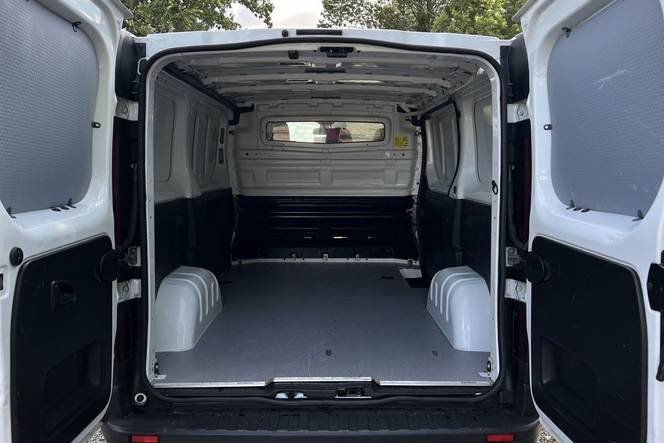 Продам Renault Trafic груз. 2018 года в г. Умань, Черкасская область