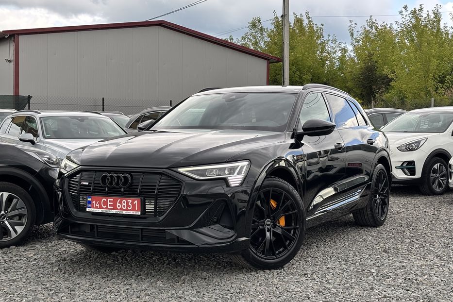 Продам Audi E-Tron   2022 года в Львове