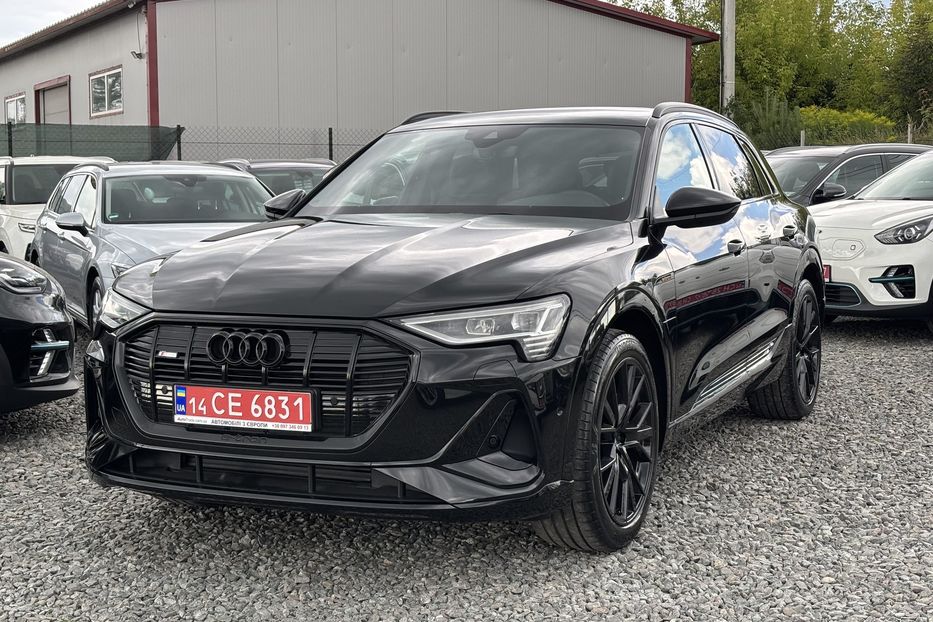 Продам Audi E-Tron   2022 года в Львове