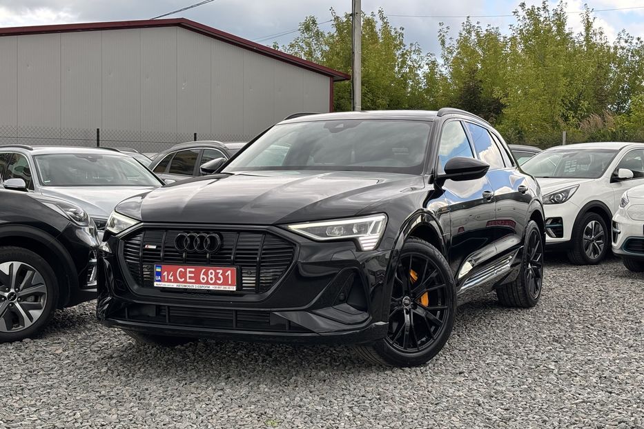 Продам Audi E-Tron   2022 года в Львове