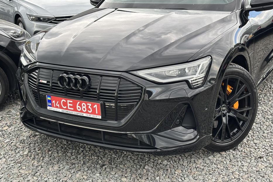 Продам Audi E-Tron   2022 года в Львове