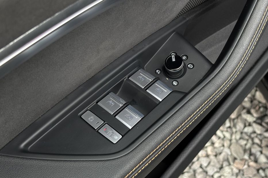 Продам Audi E-Tron   2022 года в Львове