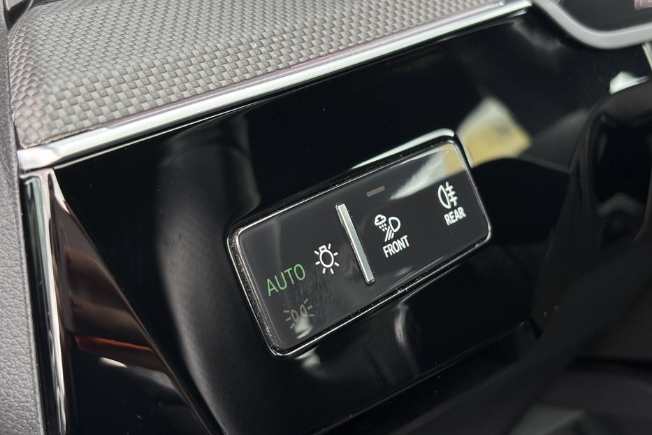 Продам Audi E-Tron   2022 года в Львове