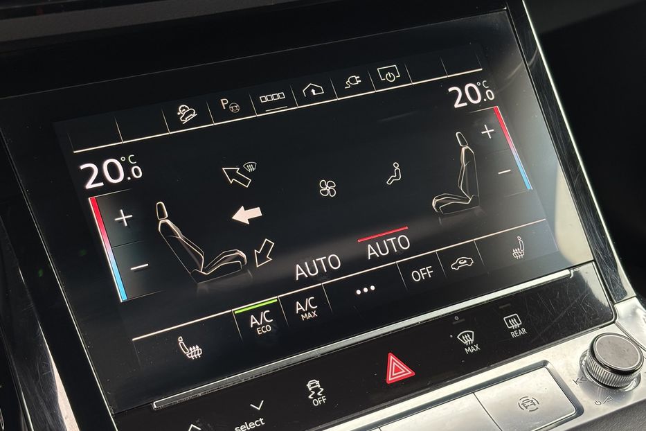 Продам Audi E-Tron   2022 года в Львове