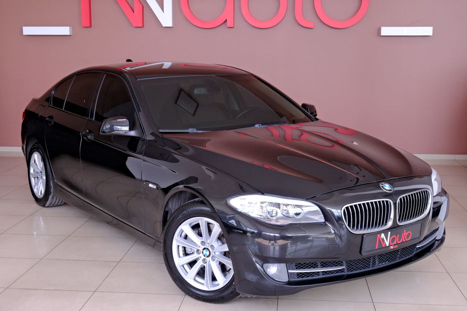 Продам BMW 520 2013 года в Одессе
