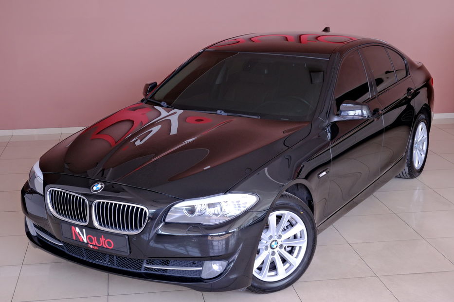 Продам BMW 520 2013 года в Одессе