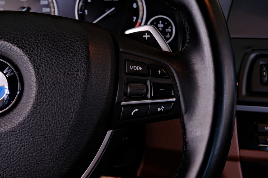 Продам BMW 520 2013 года в Одессе