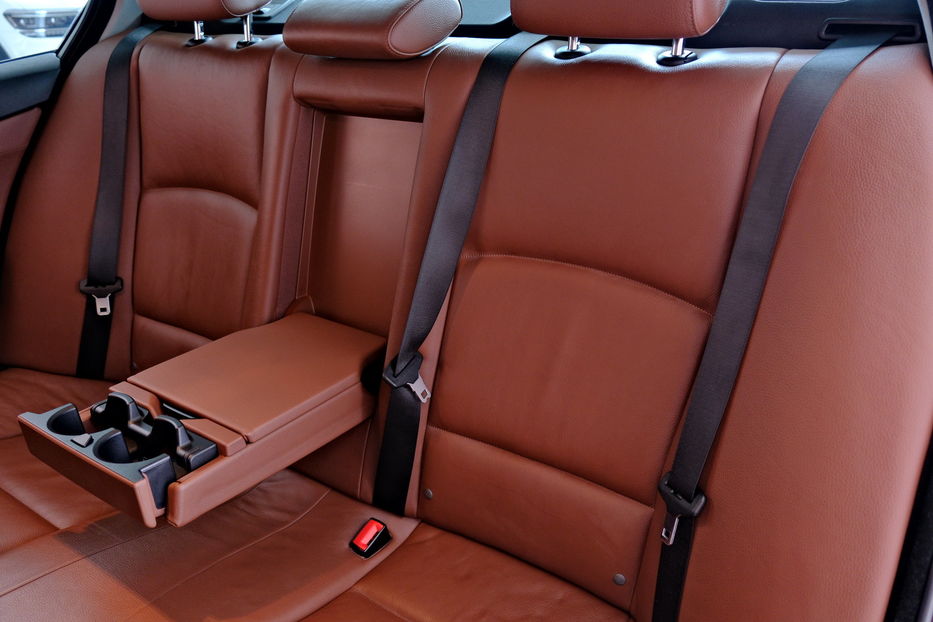 Продам BMW 520 2013 года в Одессе