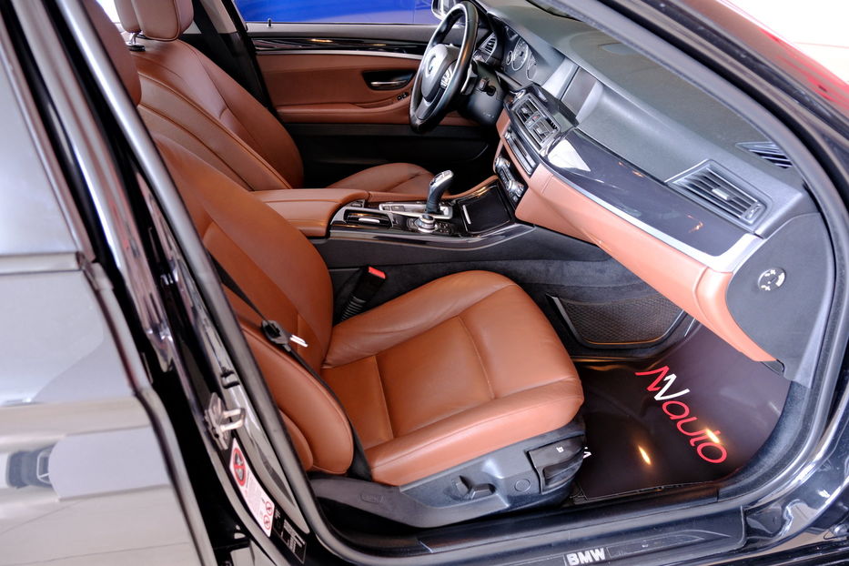 Продам BMW 520 2013 года в Одессе