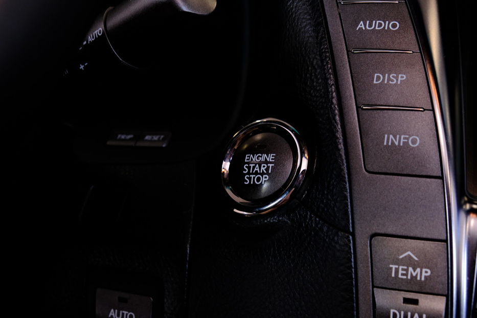 Продам Lexus LS 460 2009 года в Одессе