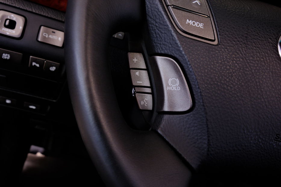 Продам Lexus LS 460 2009 года в Одессе