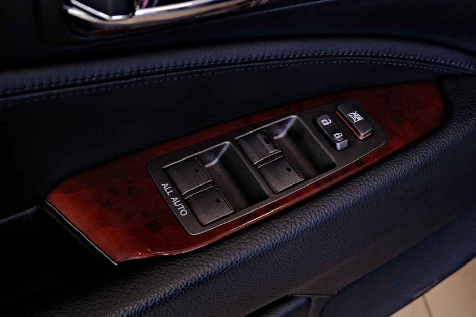 Продам Lexus LS 460 2009 года в Одессе
