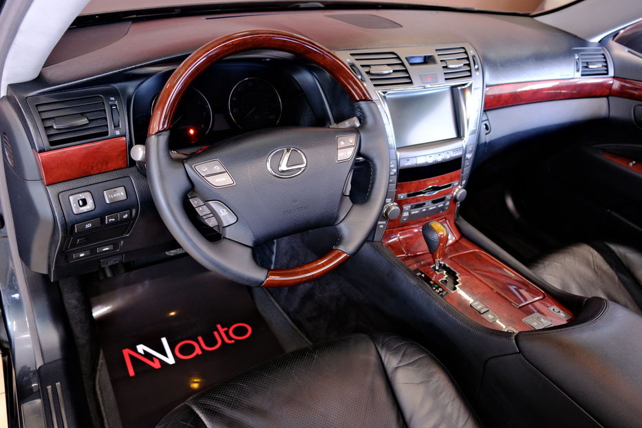Продам Lexus LS 460 2009 года в Одессе