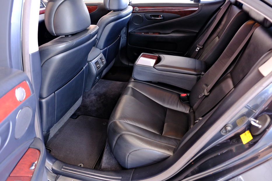 Продам Lexus LS 460 2009 года в Одессе
