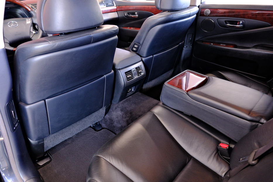 Продам Lexus LS 460 2009 года в Одессе