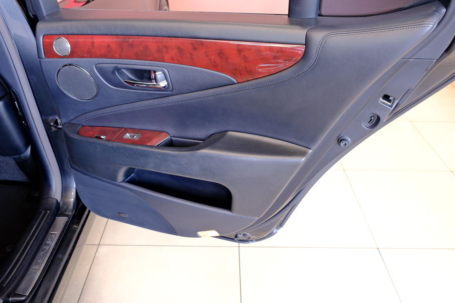 Продам Lexus LS 460 2009 года в Одессе
