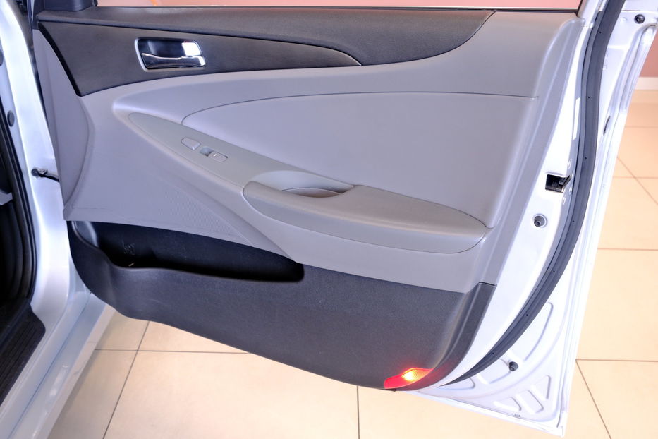 Продам Hyundai Sonata 2011 года в Одессе