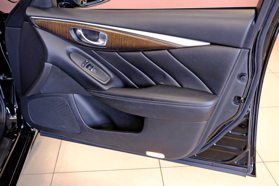 Продам Infiniti Q50 2019 года в Одессе