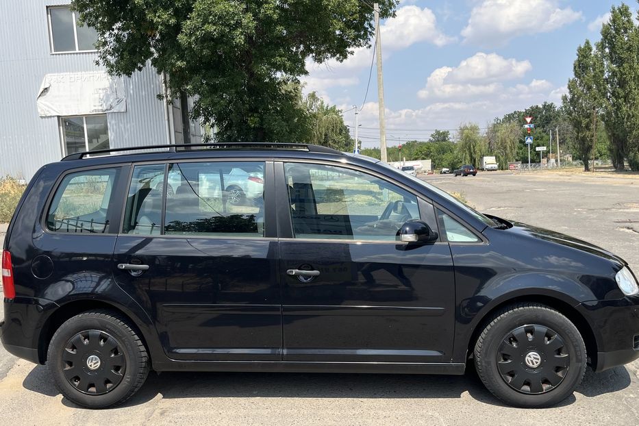 Продам Volkswagen Touran Trendline 2006 года в Николаеве