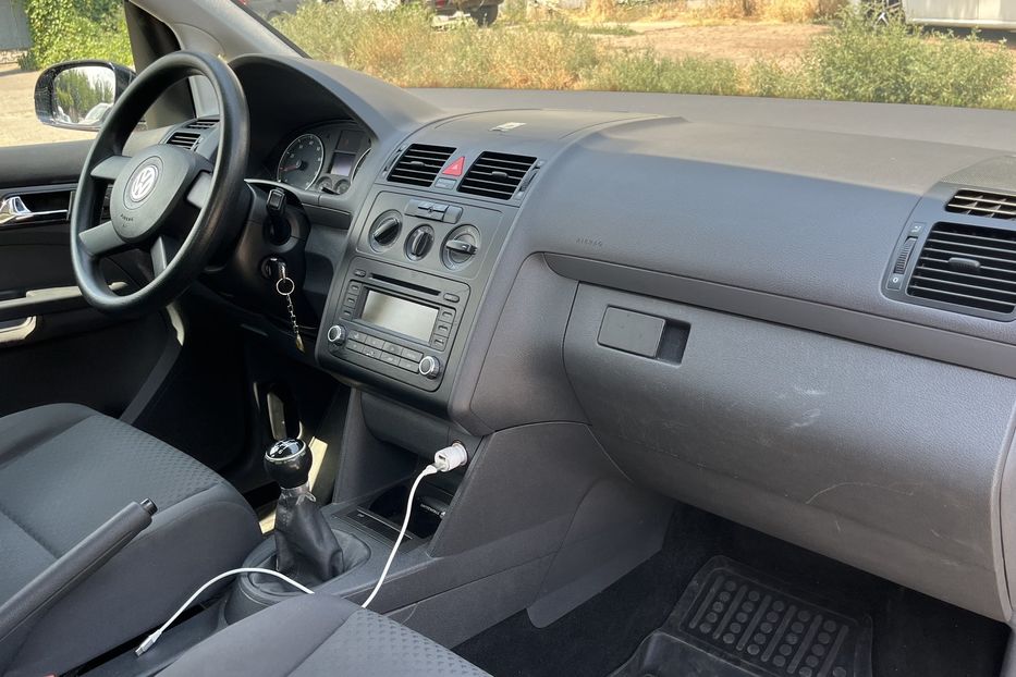 Продам Volkswagen Touran Trendline 2006 года в Николаеве