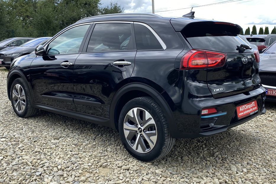 Продам Kia Niro 64 кВт Макс. комплектація 2020 года в Львове
