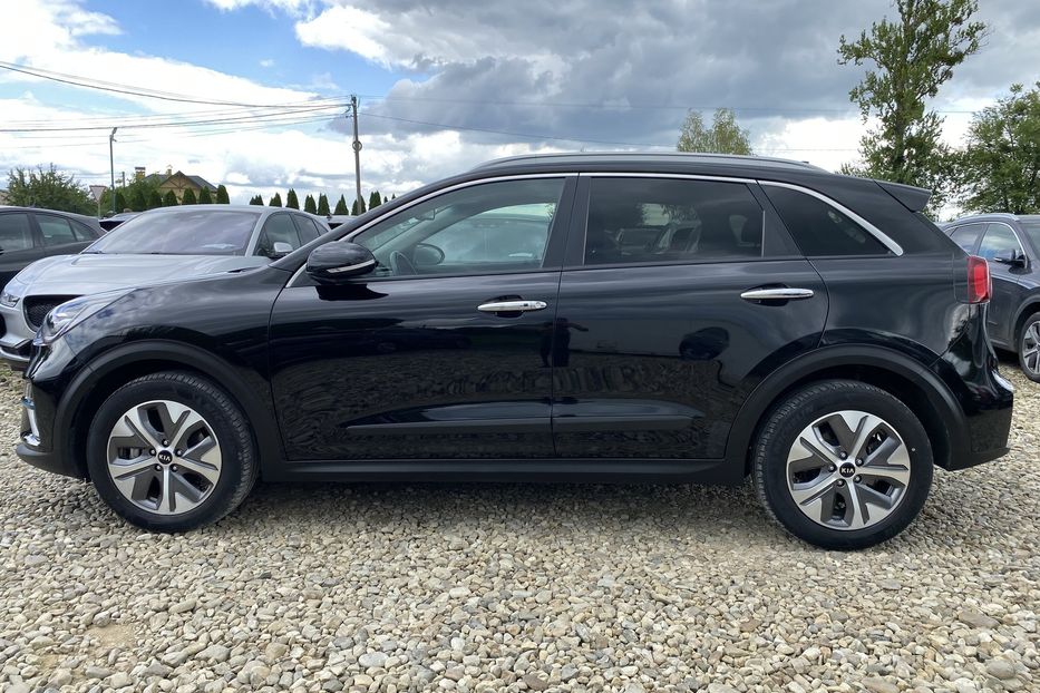 Продам Kia Niro 64 кВт Макс. комплектація 2020 года в Львове
