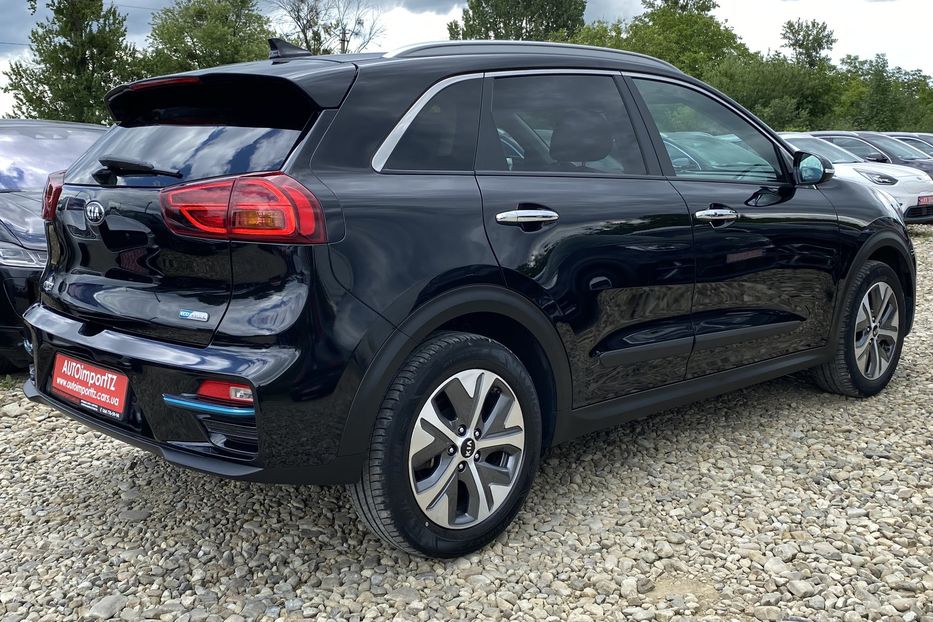 Продам Kia Niro 64 кВт Макс. комплектація 2020 года в Львове