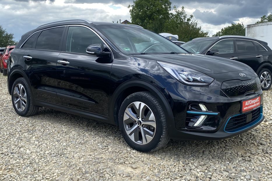 Продам Kia Niro 64 кВт Макс. комплектація 2020 года в Львове