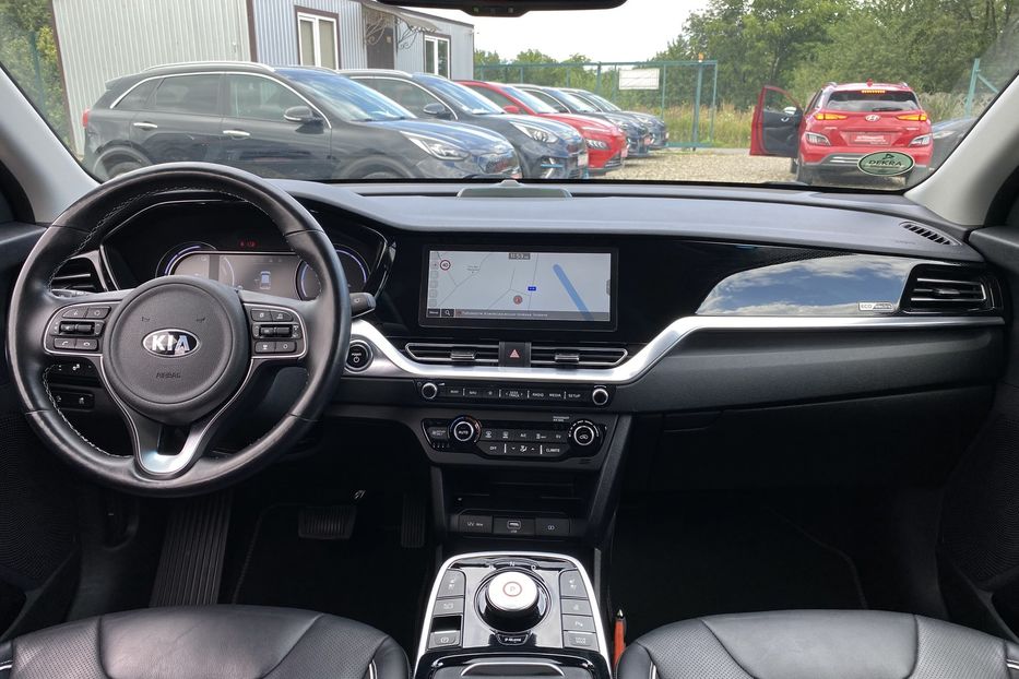Продам Kia Niro 64 кВт Макс. комплектація 2020 года в Львове