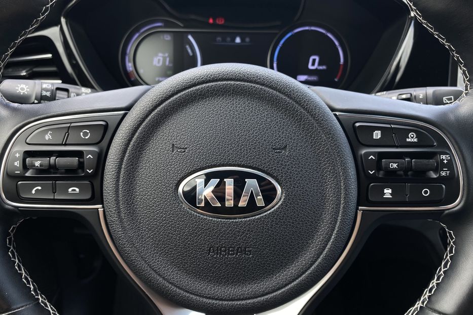 Продам Kia Niro 64 кВт Макс. комплектація 2020 года в Львове