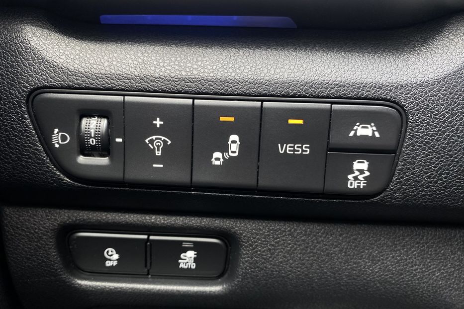 Продам Kia Niro 64 кВт Макс. комплектація 2020 года в Львове