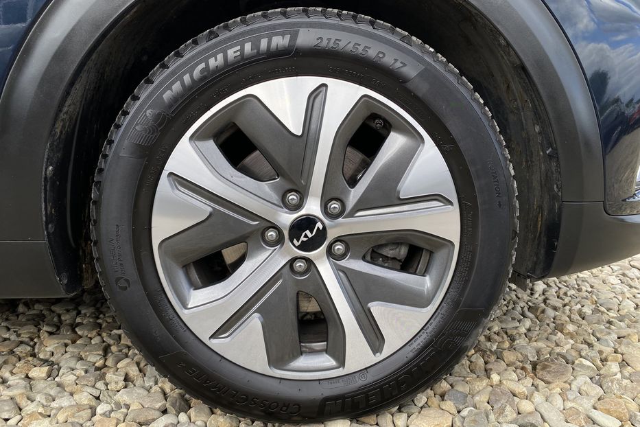 Продам Kia Niro 64 ПдгрвСидіньКерма Вентиляція 2022 года в Львове
