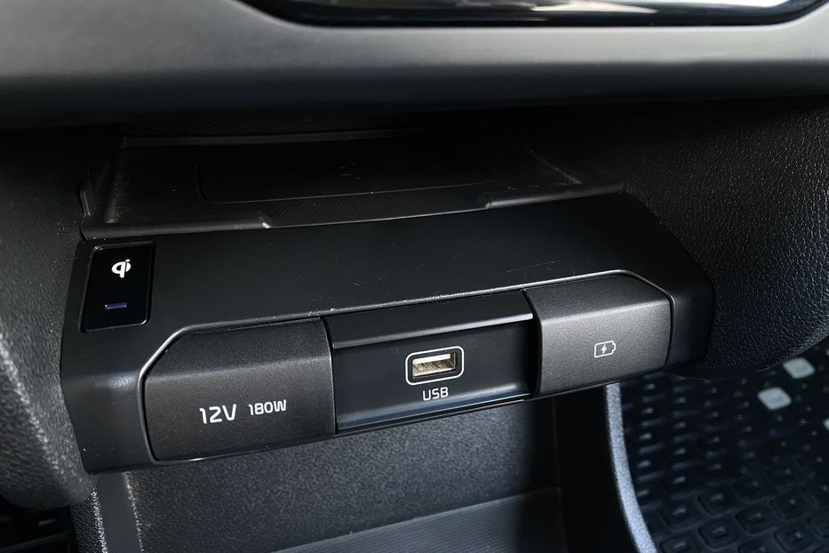 Продам Kia Niro 64 ПдгрвСидіньКерма Вентиляція 2022 года в Львове