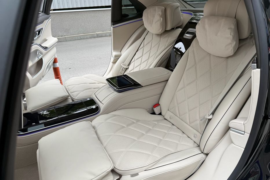Продам Mercedes-Benz Maybach S680 2022 года в Киеве