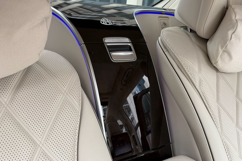 Продам Mercedes-Benz Maybach S680 2022 года в Киеве