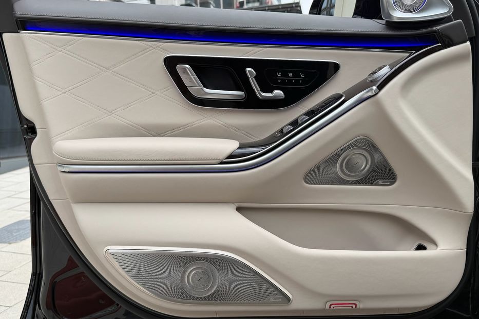 Продам Mercedes-Benz Maybach S680 2022 года в Киеве