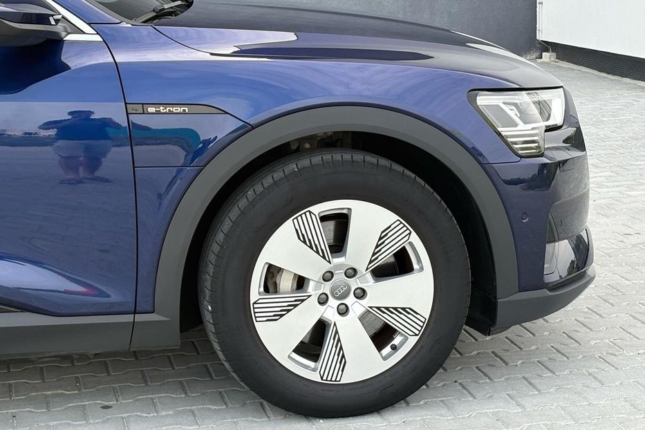 Продам Audi E-Tron 300 kW (409 PS) LED NAV KLIM 2020 года в Львове