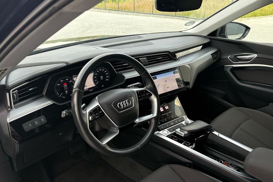 Продам Audi E-Tron 300 kW (409 PS) LED NAV KLIM 2020 года в Львове